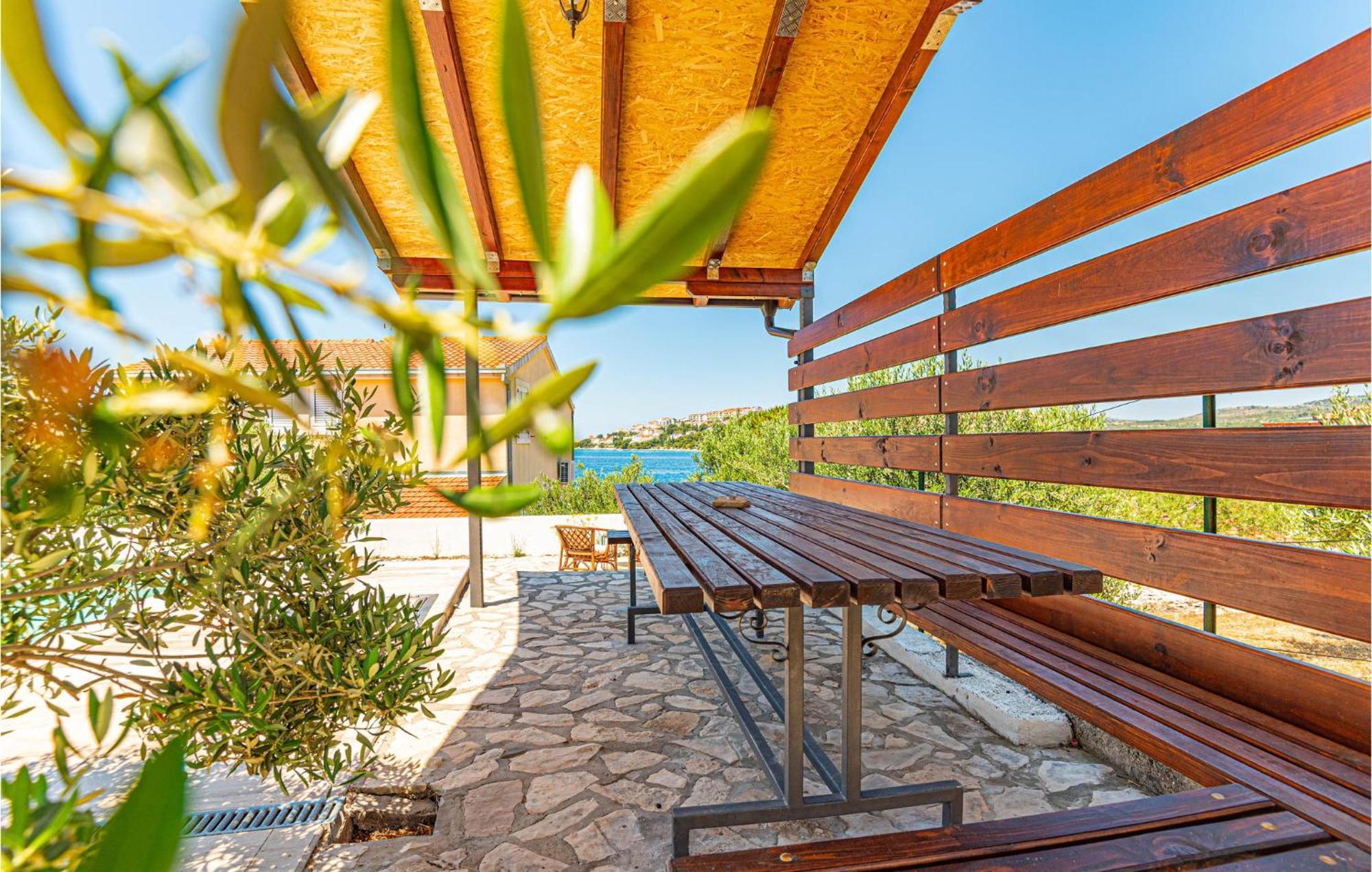 Nice Home In Zatoglav With House Sea View Podglavica Екстериор снимка
