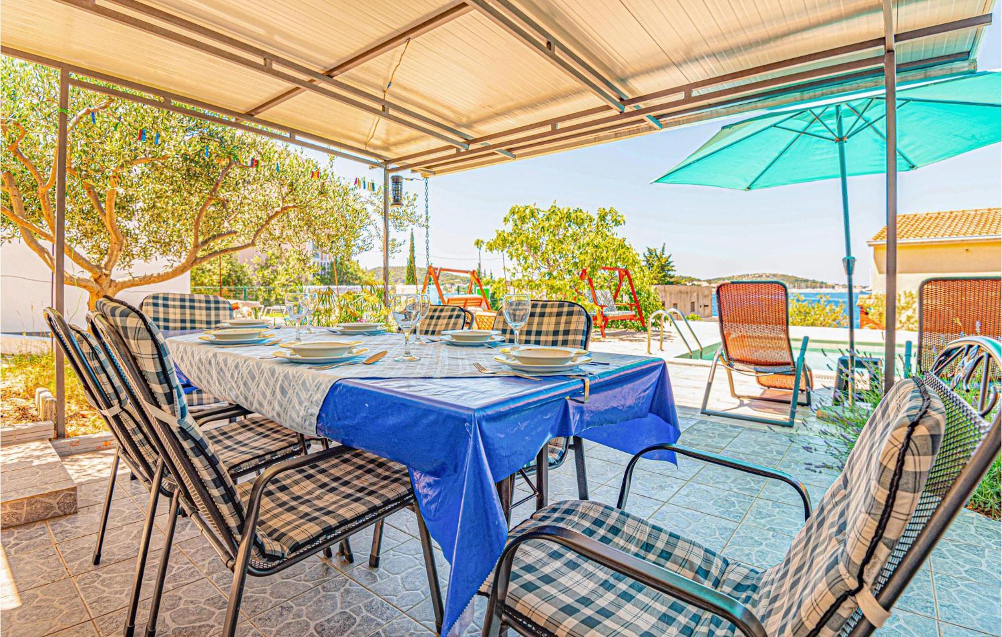 Nice Home In Zatoglav With House Sea View Podglavica Екстериор снимка